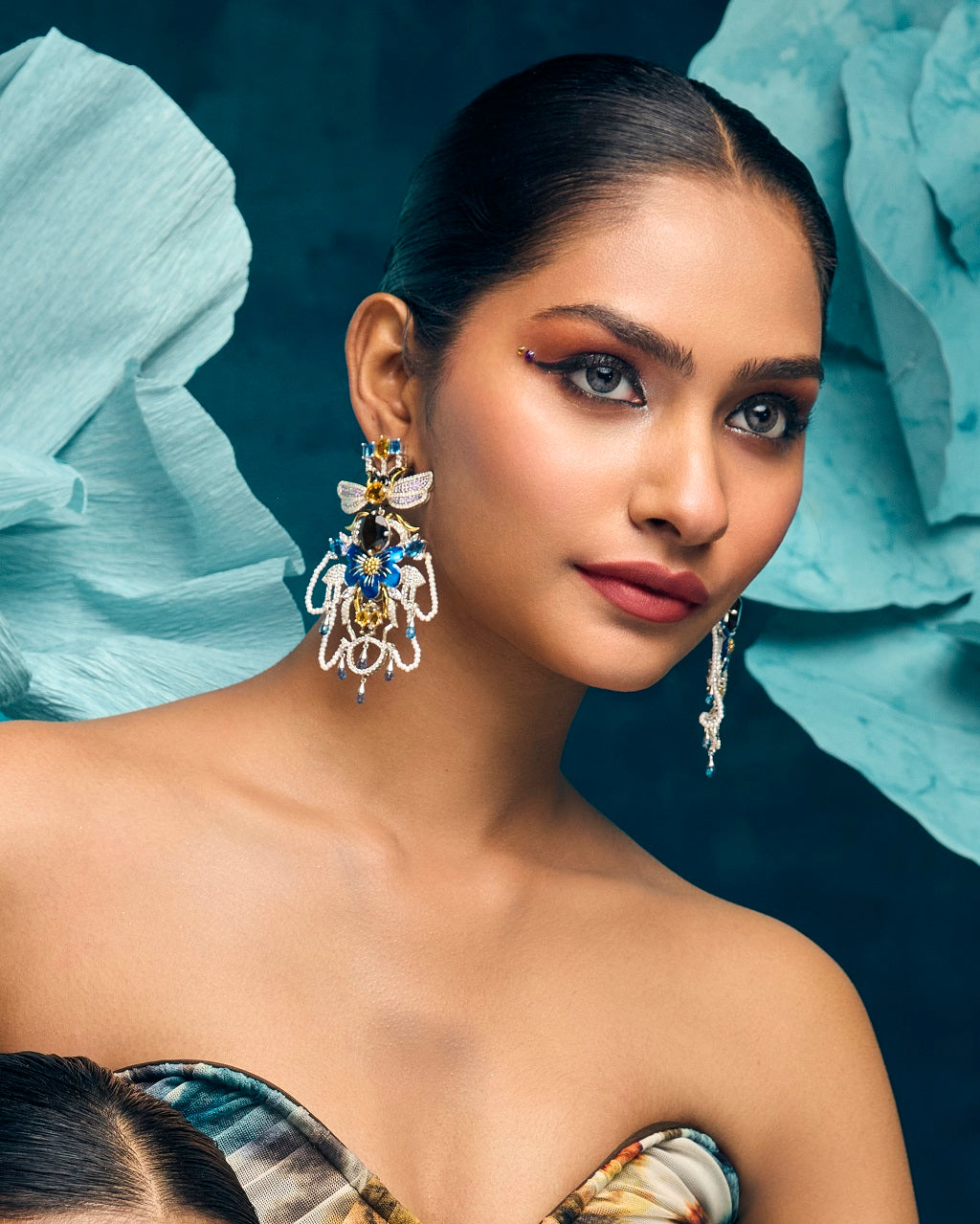 Beebalm Long Earring