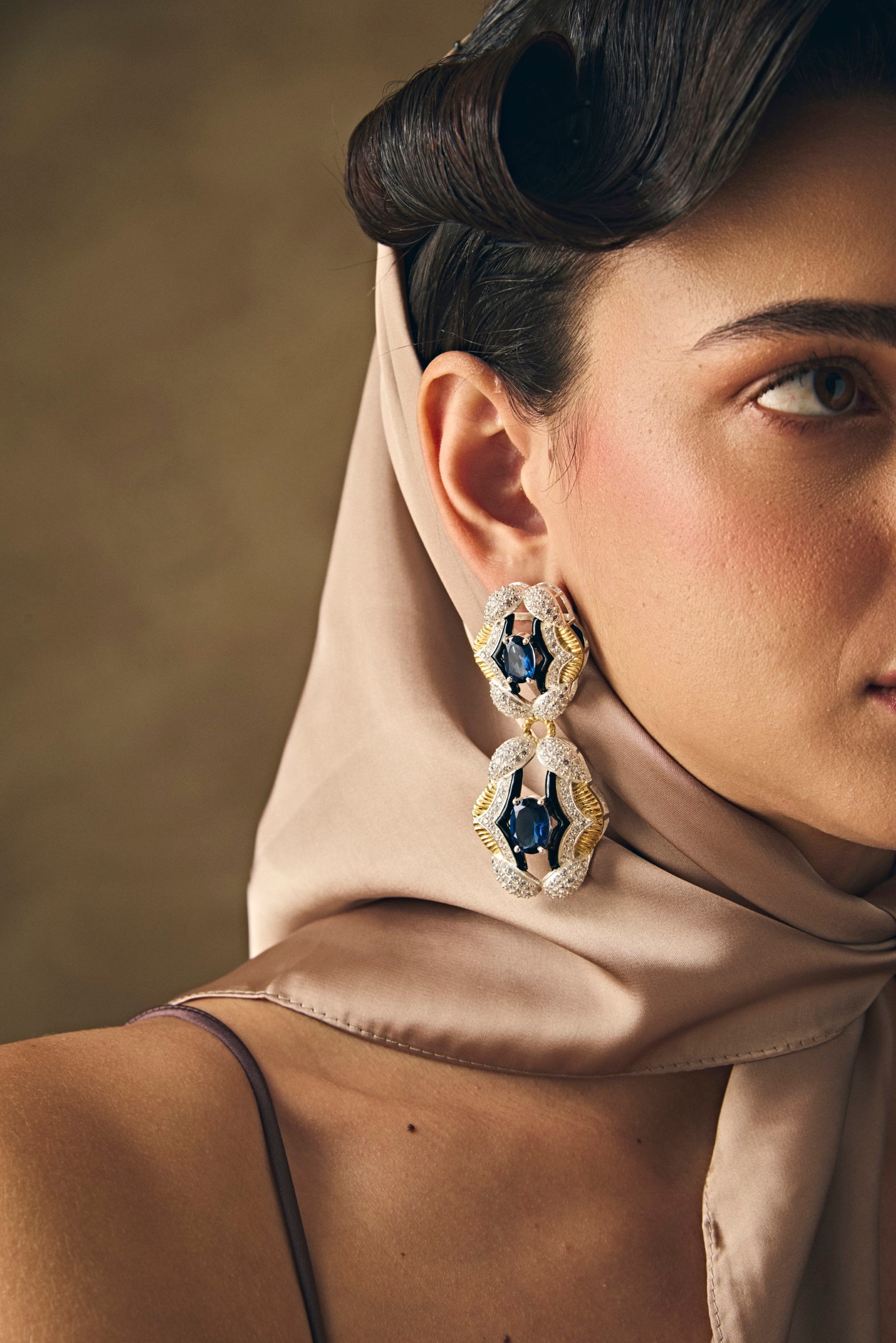 Mehrin Long Earring