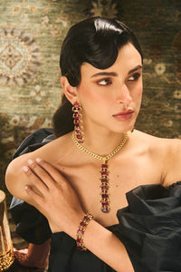 Baahar Long Earring
