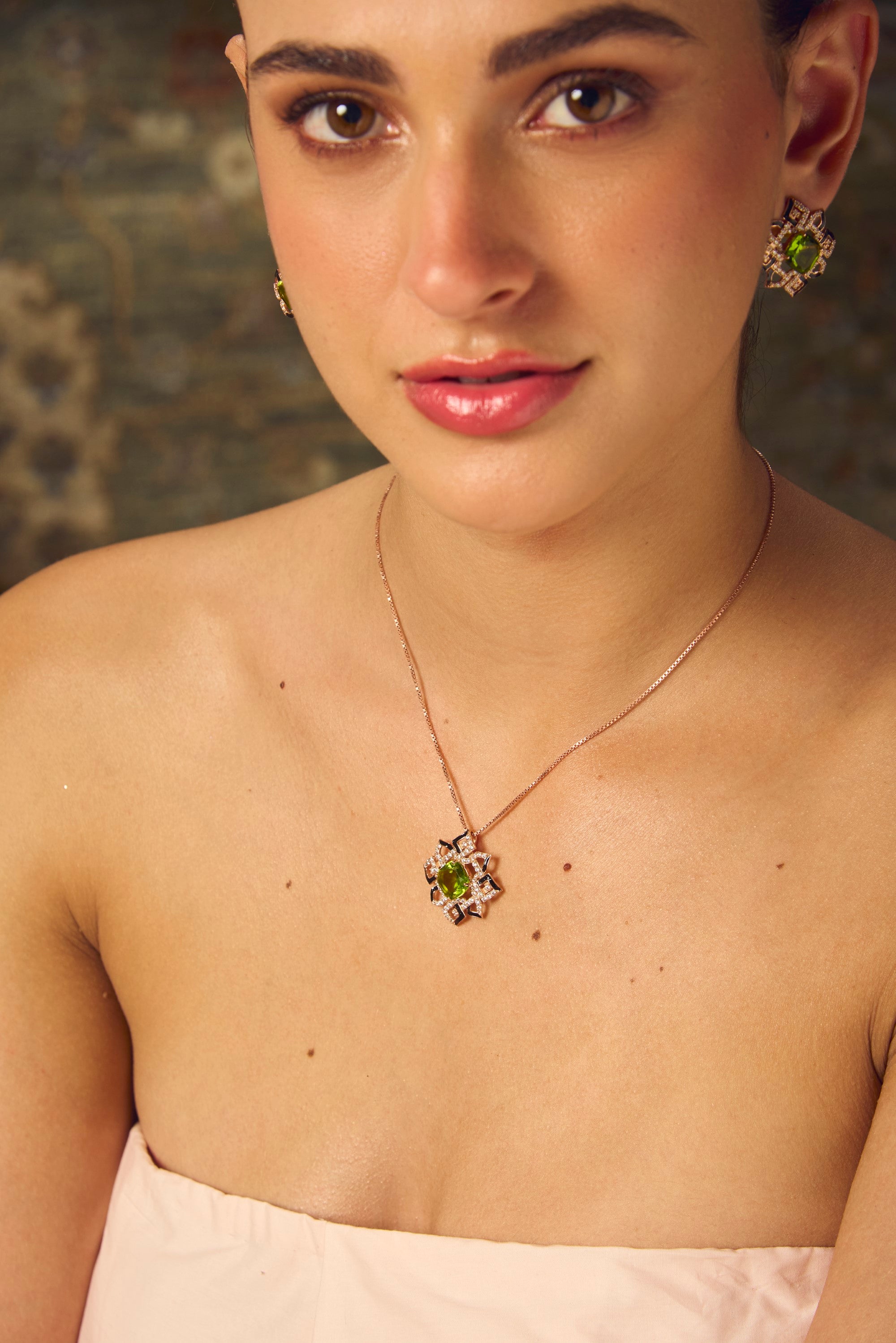 Sitara Pendant
