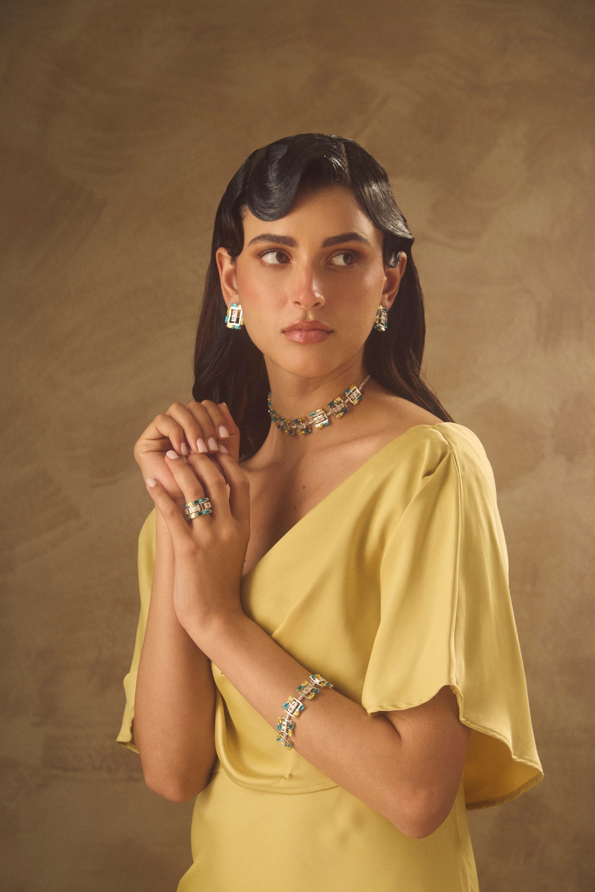 Nilofer Choker