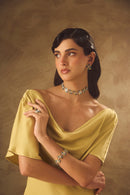 Nilofer Stud