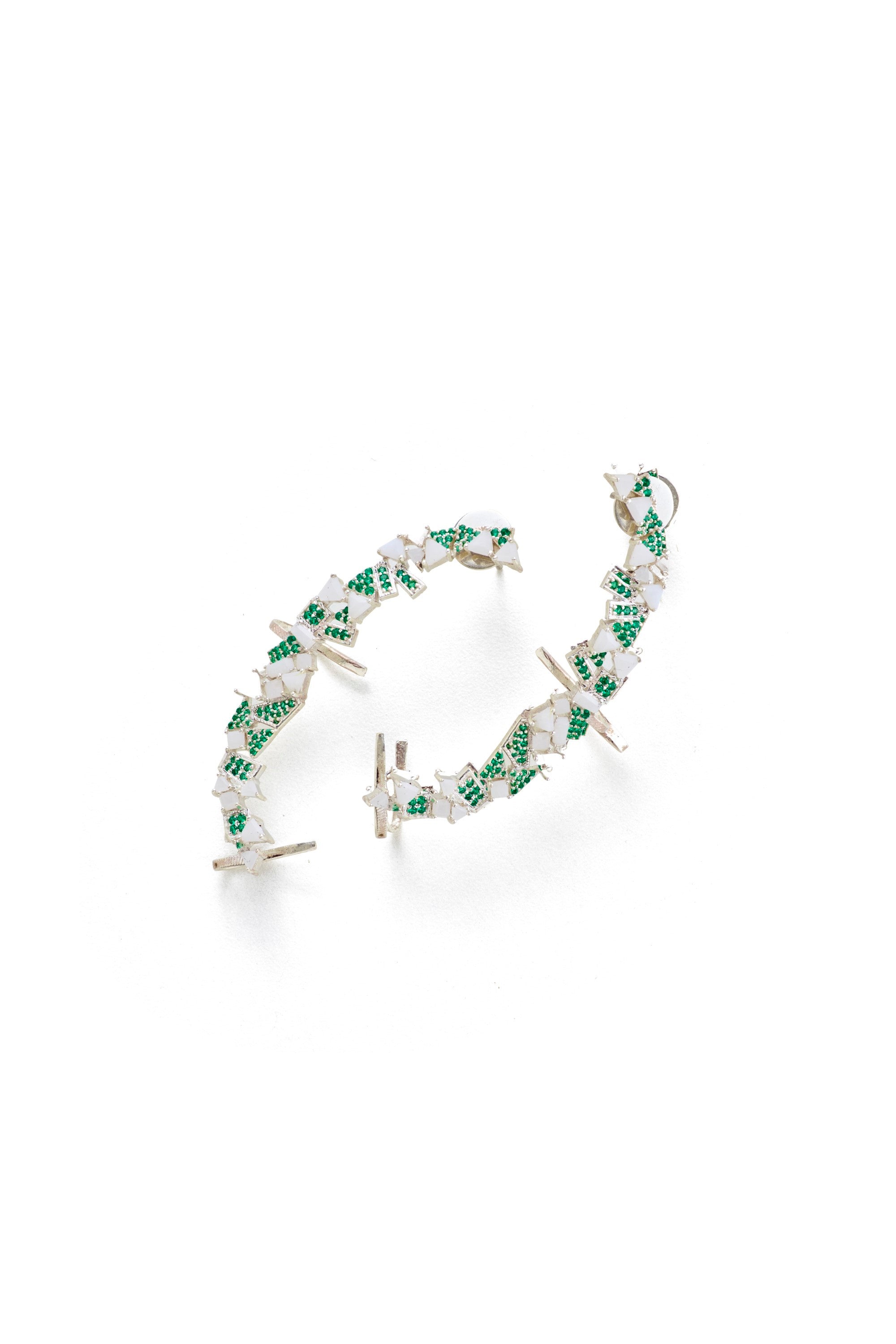 Tahira Ear Cuff