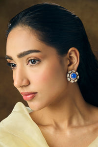 Selene studs